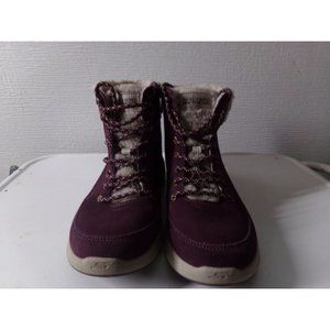 Sketchers On The Go # 16677  Leather Burgundy uppers Womens Size. 8.5